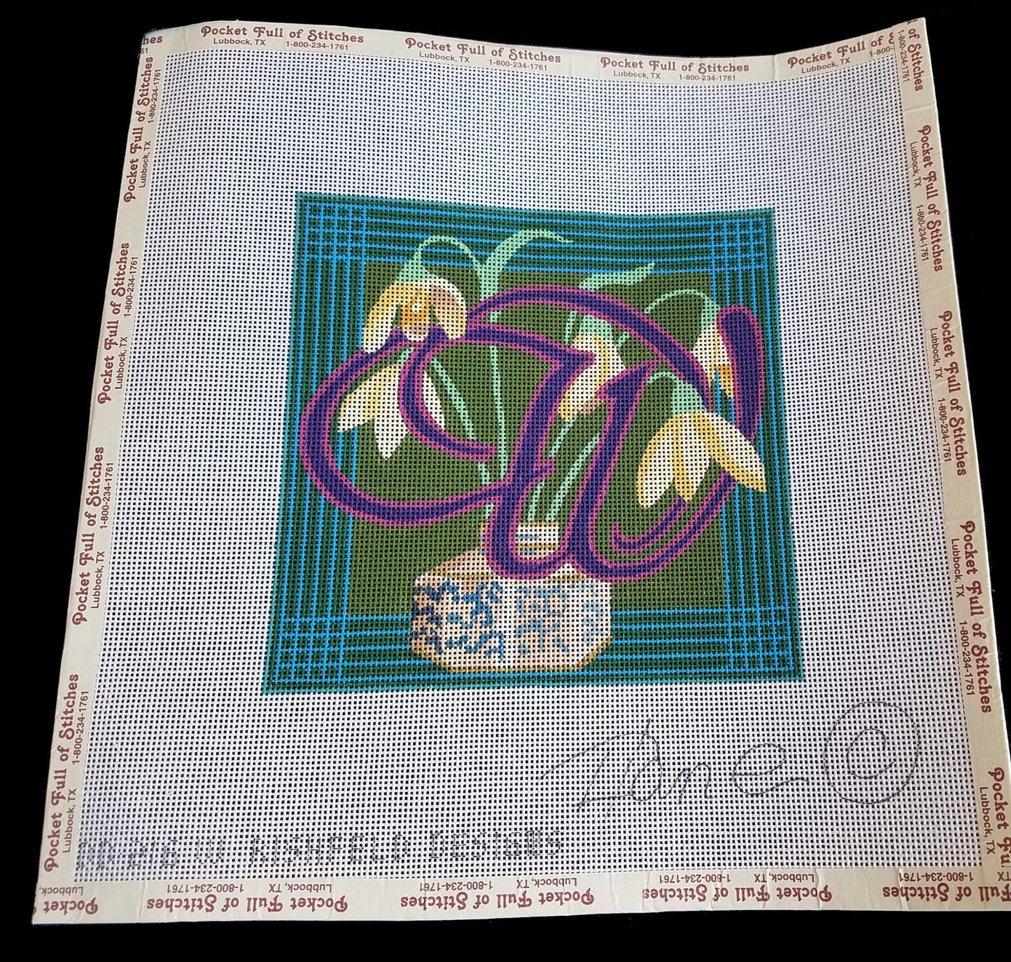 RISHFIELD DESIGNS HP NEEDLEPOINT CANVAS: MONOGRAM "W" PILLOW INSERT BM1