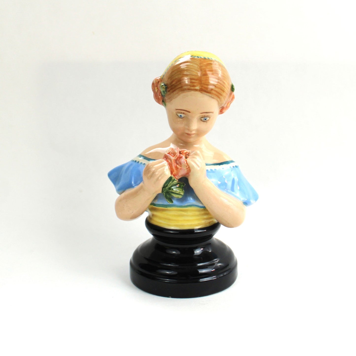 VINTAGE HOLLAND MOLD FIGURINE:  WOMAN WITH FLOWER      FM0