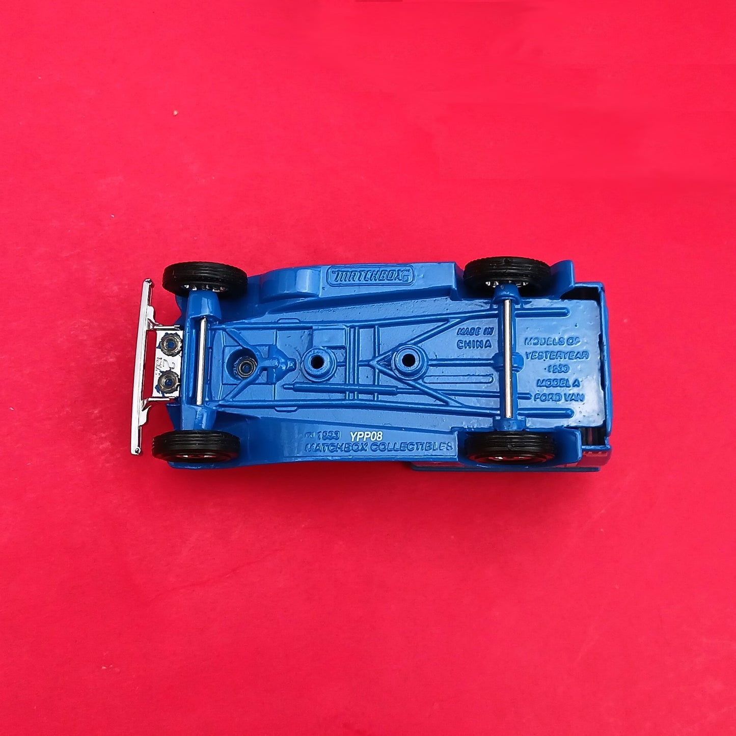 MATCHBOX POWER OF THE PRESS COLLECTIBLE: 1930 FORD VAN WASHINGTON POST YPP-08 FM5