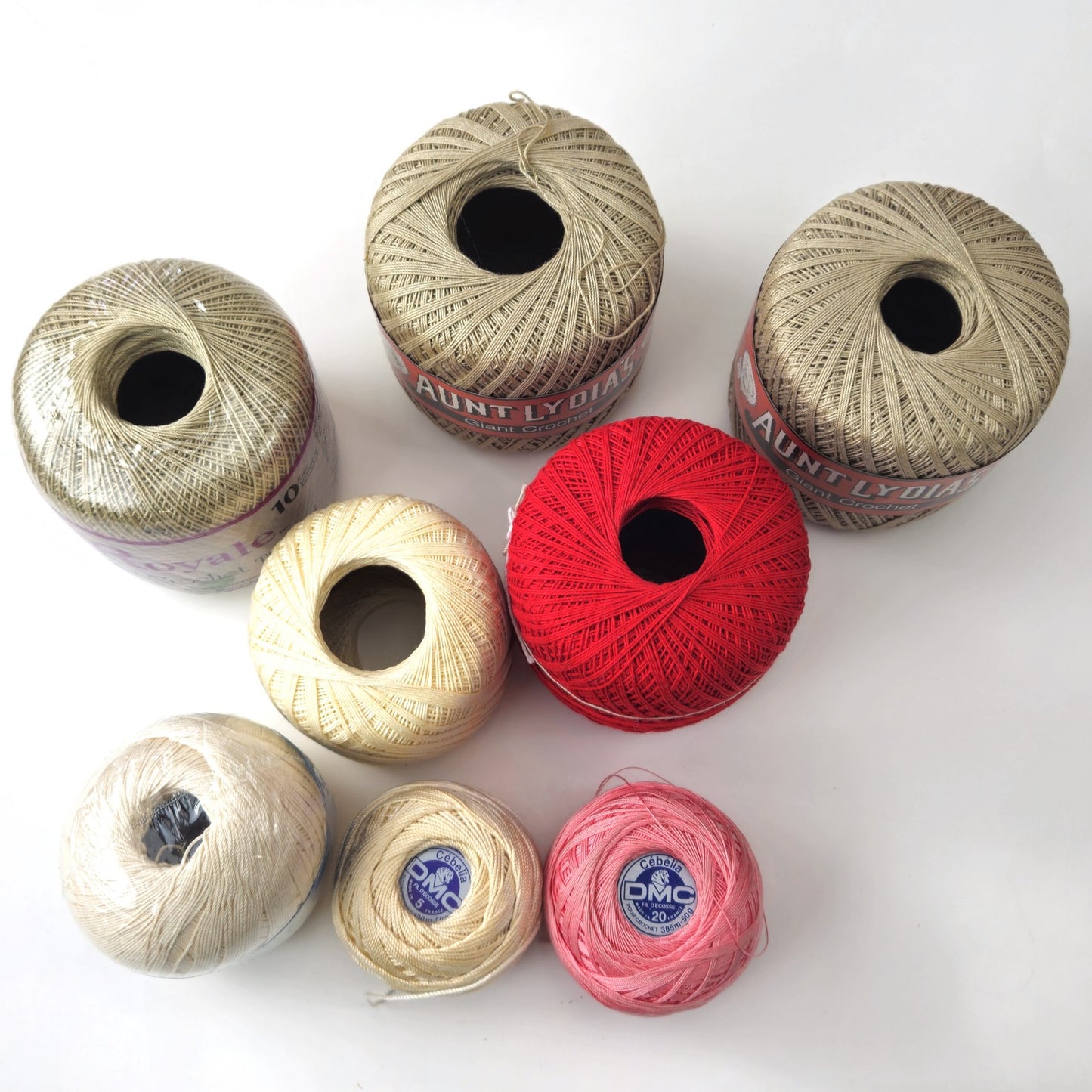8 CROCHET THREAD LOT:  AUNT LYDIA'S, DMC, ROYALE    KD0