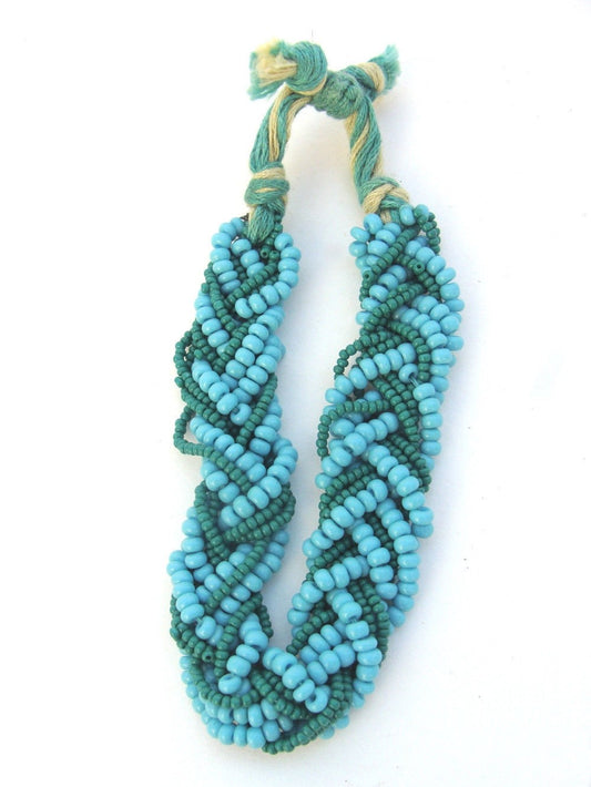 HAND CRAFTED LIGHT BLUE/GREEN BEADED BRACELET    HH0
