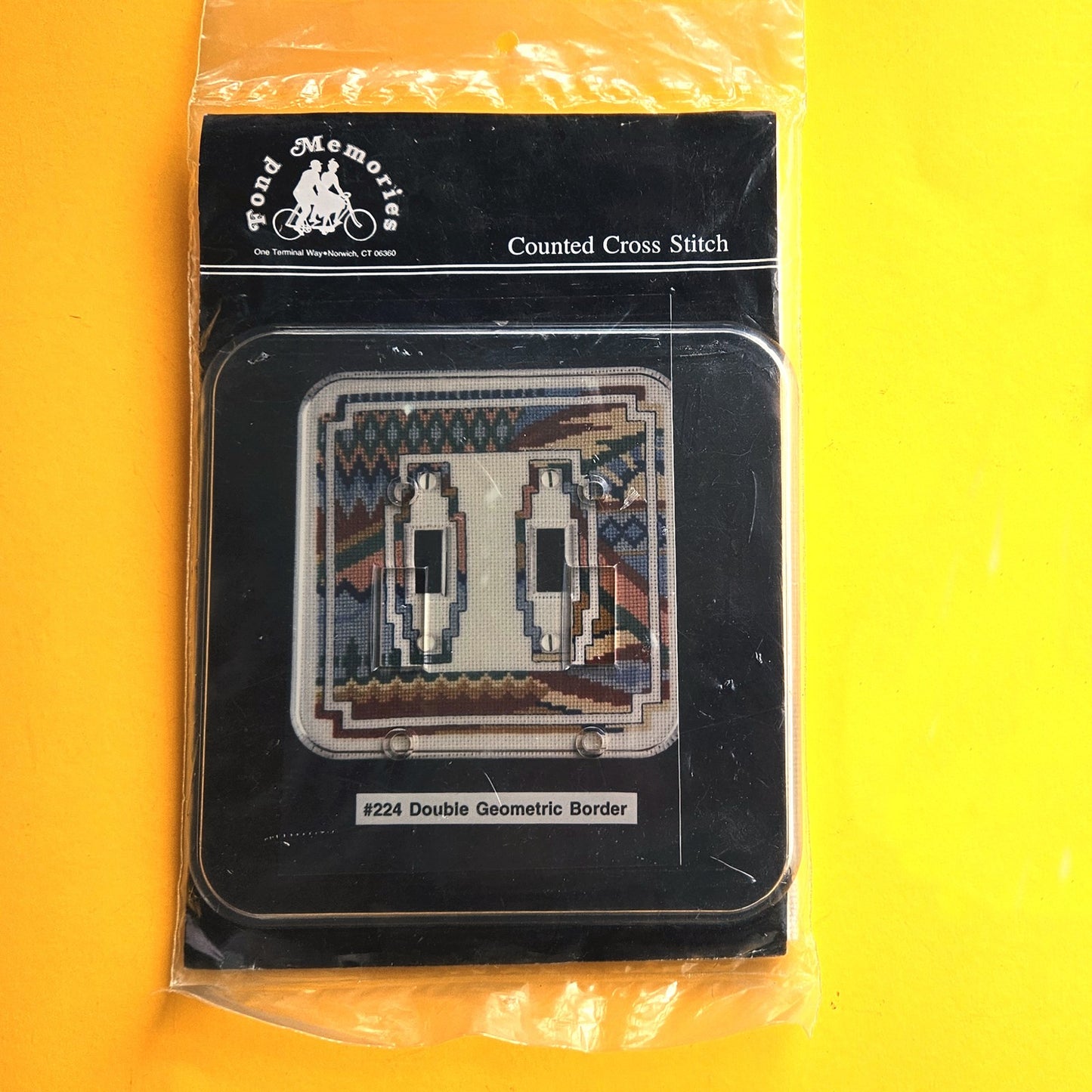 FOND MEMORIES CROSS STITCH KIT:  DOUBLE GEOMETRIC BORDER WALL SWITCH PLATE   BM0