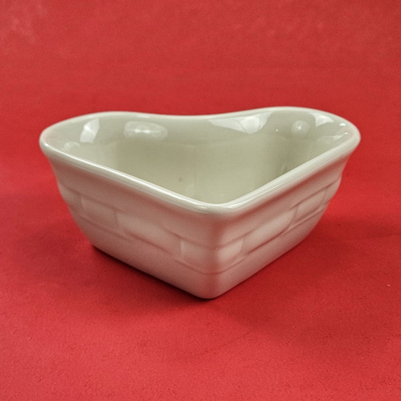RETIRED LONGABERGER POTTERY:  HEART RAMEKIN CANDY CONDIMENT DISH IVORY  NIB1
