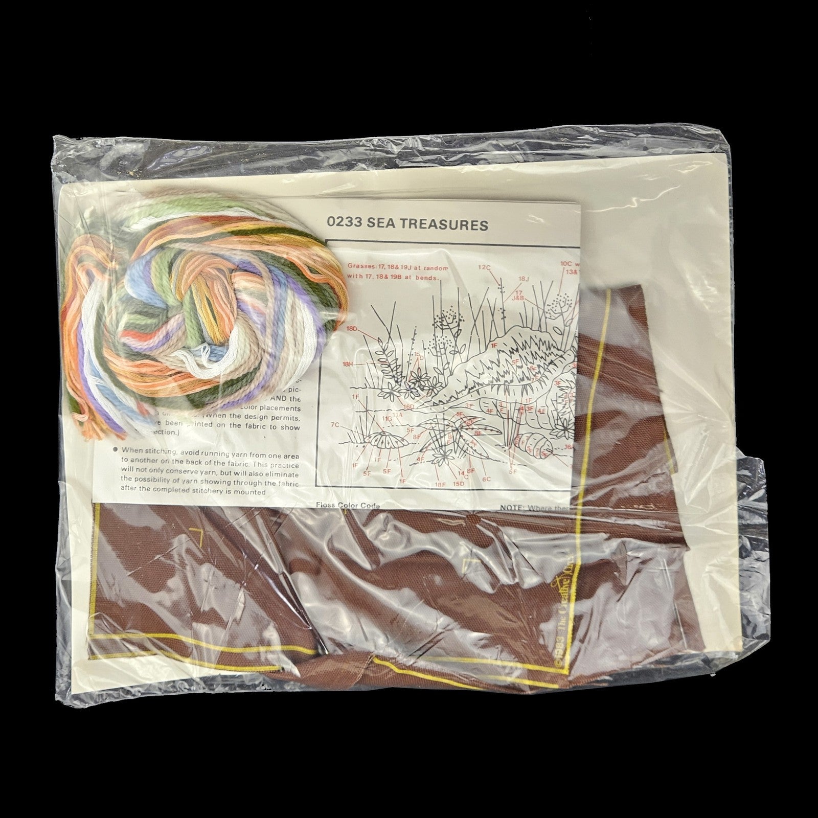 THE CREATIVE CIRCLE STAMPED EMBROIDERY KIT:  0233 SEA TREASURES     LF2