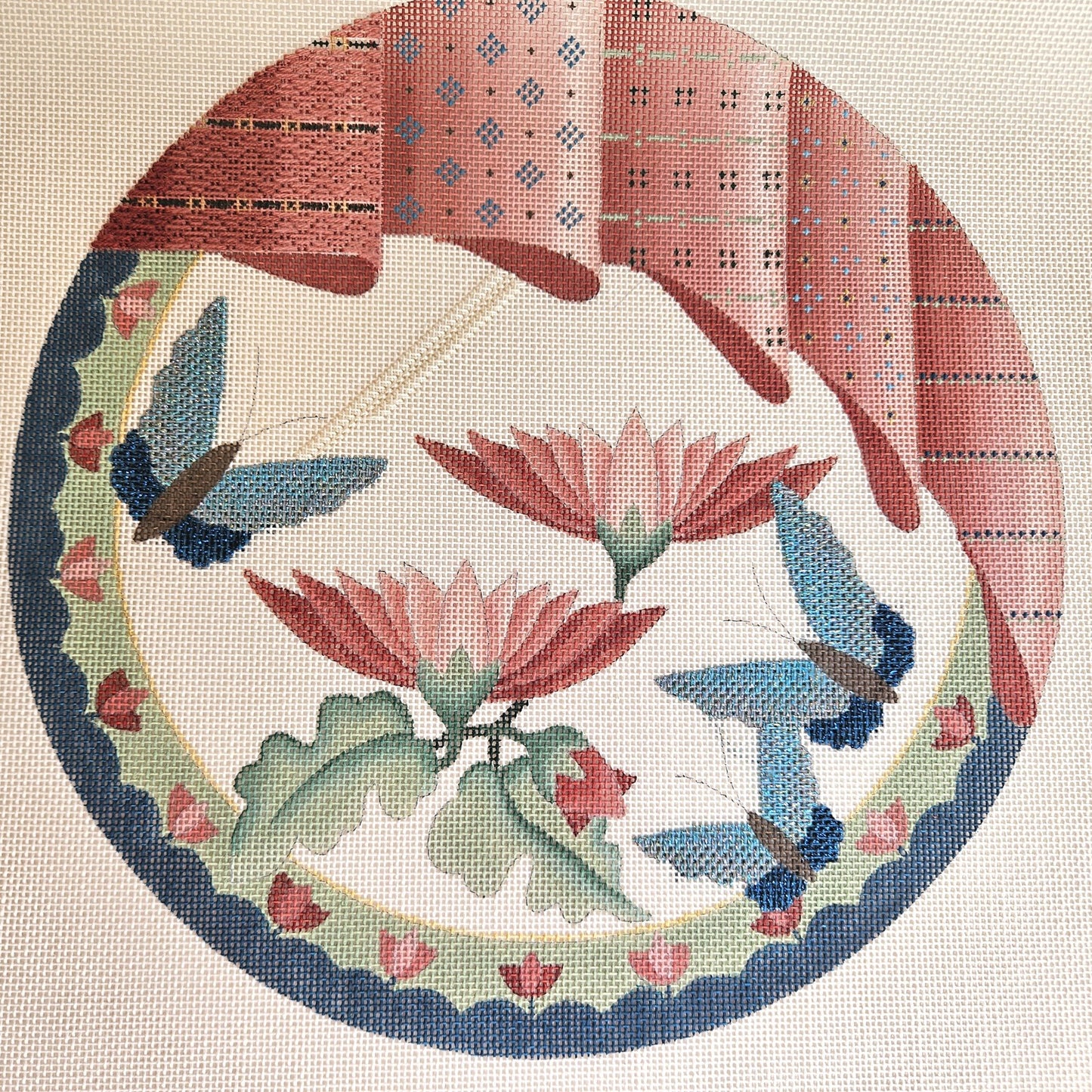 TERISU AUSTIN HP NEEDLEPOINT CANVAS: BUTTERFLY SPRING SEAT CUSHION F005 BM0