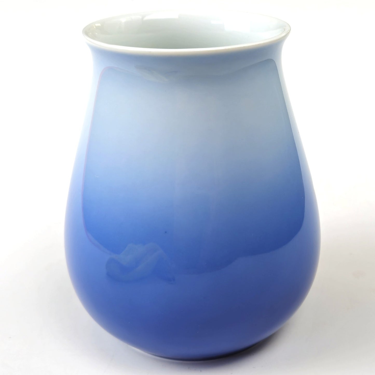 1936 BING & GRONDAHL B & G  DENMARK VASE:  CHRISTMAS ROSE BLUE OMBRE 2022