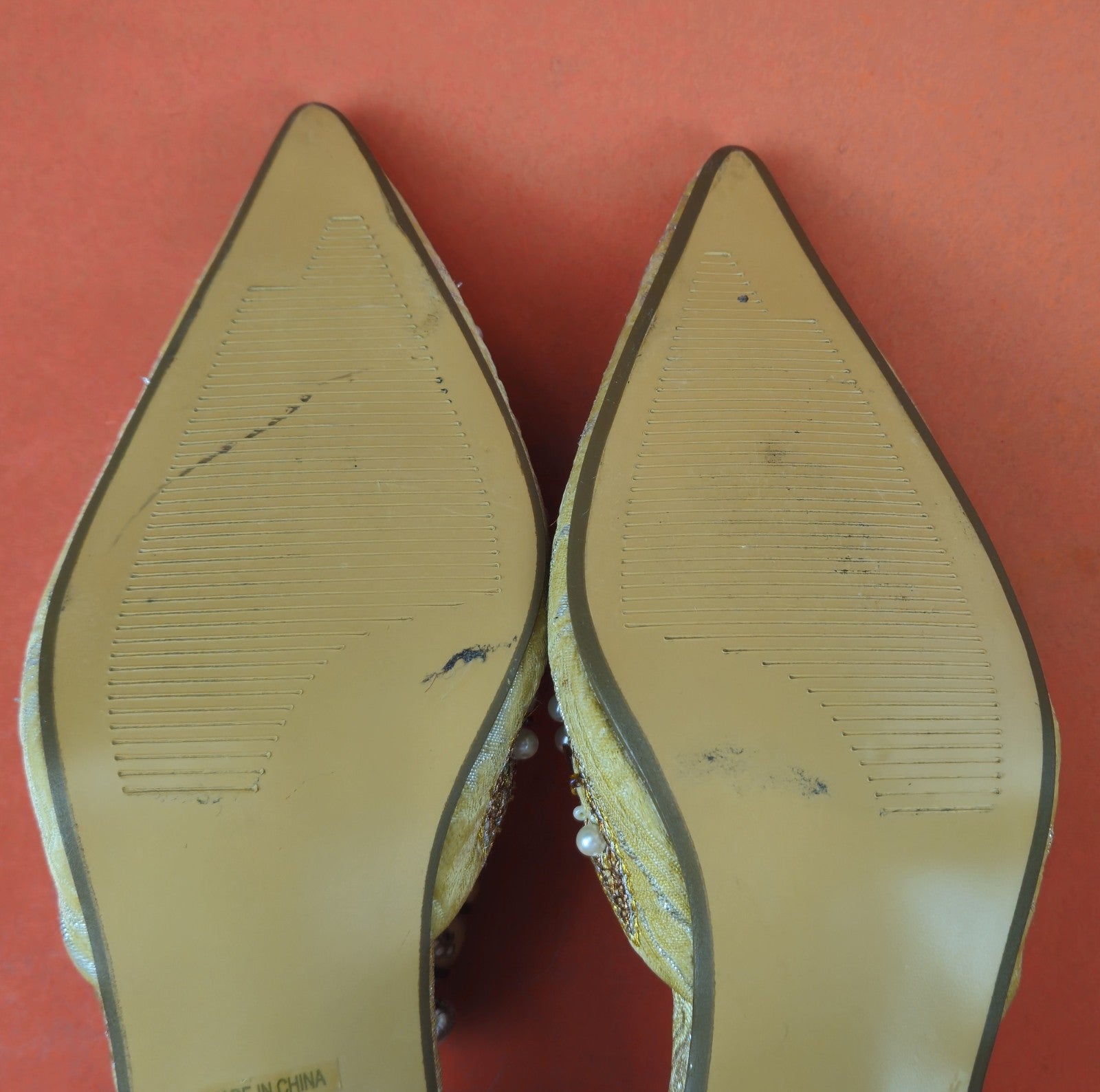 PREOWNED ANNE MICHELLE GLITTERY, SEQUIN, BEADED WOMENS HEELS SHOES SIZE 8   LF4