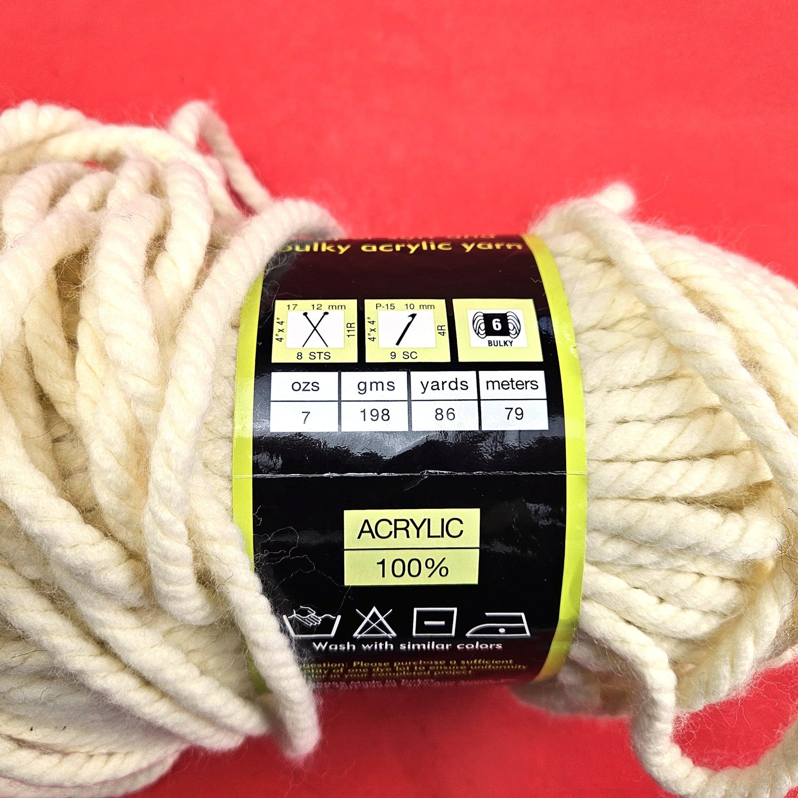 1 SKEIN SENSATIONS SUMPTUOUS BULKY ACRYLIC YARN:  SUMPTUOUS CREAM    LF1