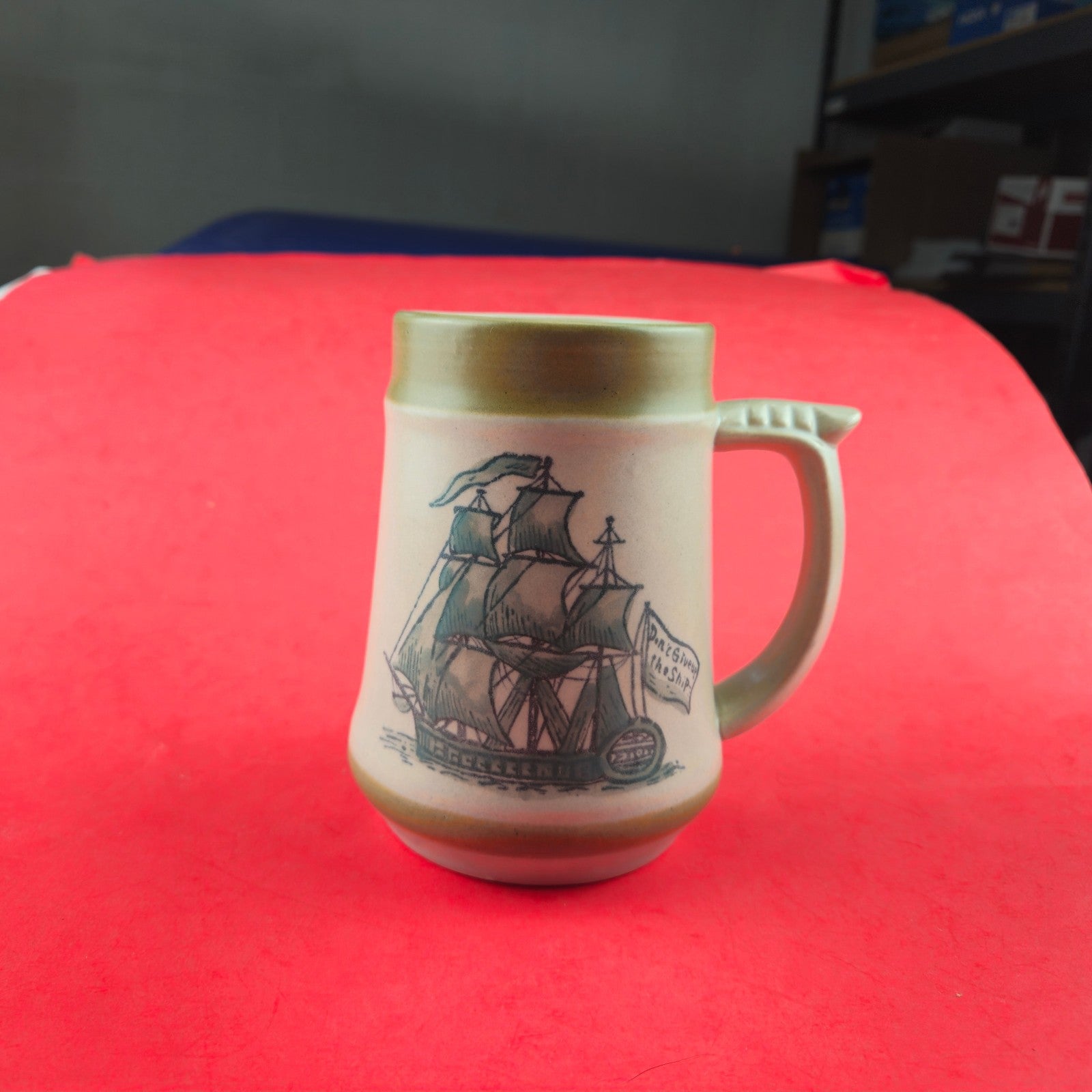 VINTAGE HOLT HOWARD STONEWARE 20 OZ STEIN TANKARD "DON'T GIVE UP THE SHIP"    LF3