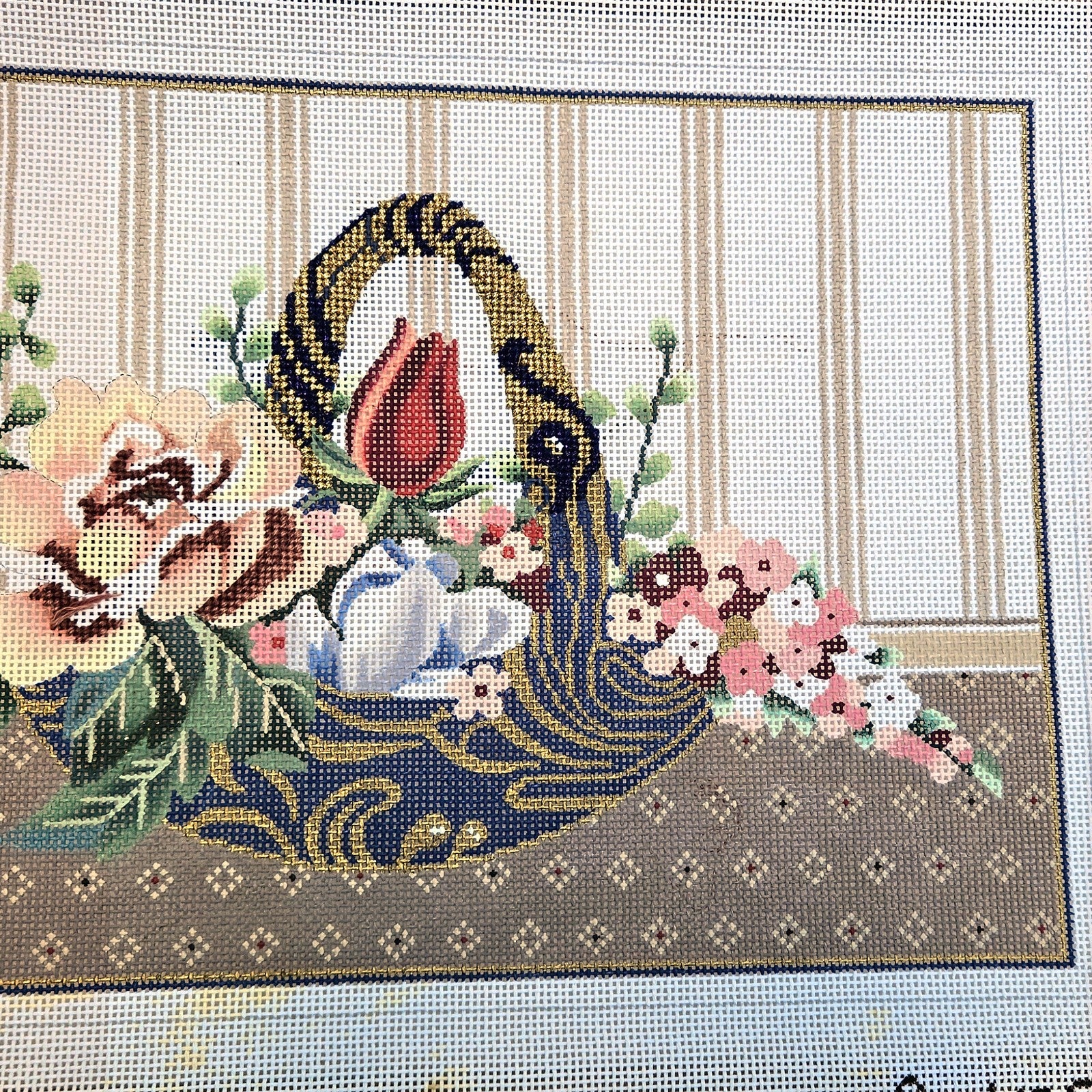 UNIQUE SOPHIA NEEDLEPOINT CANVAS:  FLORAL BASKET      BM2