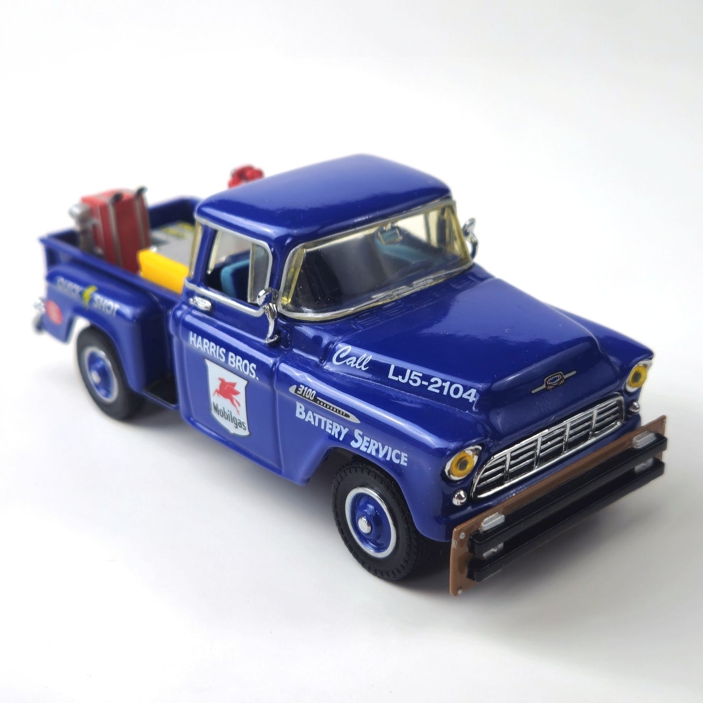 MATCHBOX DIE CAST 1/43 TRUCK: 1956 CHEVROLET 3100 YRS-03  FM1