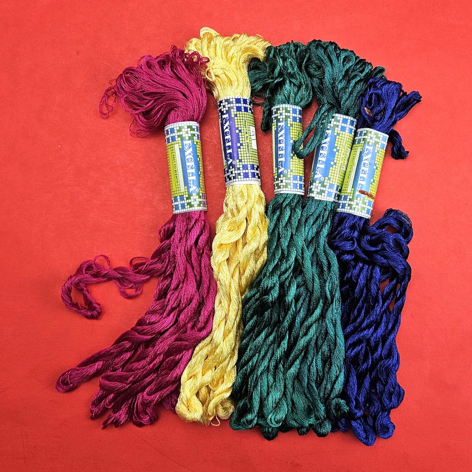 50 SK THREADNANNY EXCELLA SILKY SATIN EMBROIDERY THREADS FLOSS LOT: TEAL ++  BM0