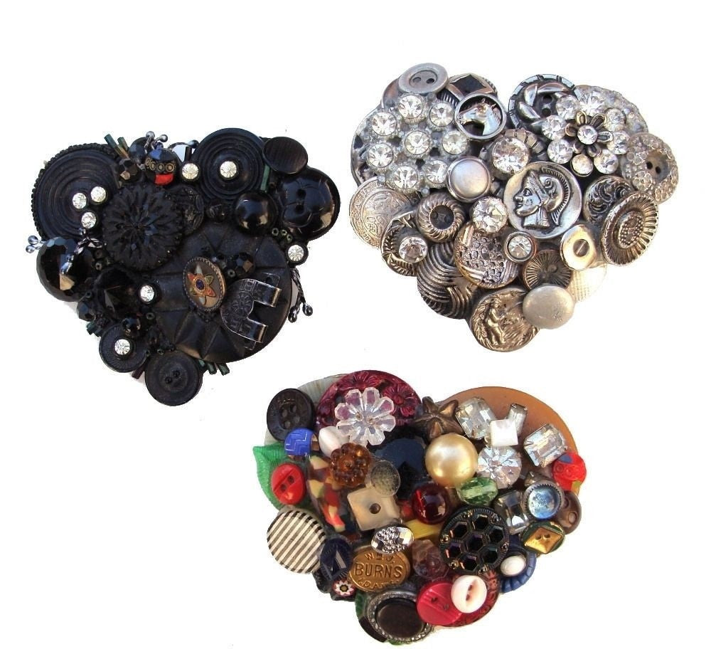 COSTUME JEWELRY LOT:  EARRINGS PINS    BW6