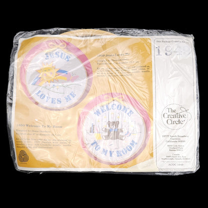 THE CREATIVE CIRCLE STAMPED EMBROIDERY HOOP CRAFT KIT:  1949 JESUS LOVES ME   LF1