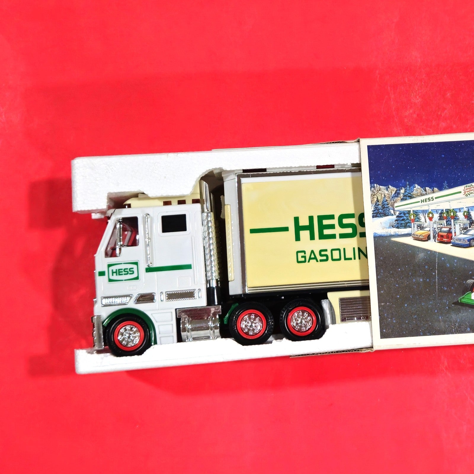 2003 COLLECTIBLE HESS TOY TRUCK & RACE CARS  NEW IN BOX!     LF2
