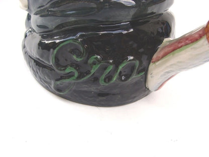 ROYAL DOULTON CHARACTER LARGE JUG: GRANNY D5521 STYLE 2 NO BOX   KM4