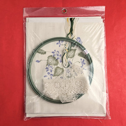 CHARMIN HOOPS STAMPED EMBROIDERY KIT: VIOLETS FLOWERS   SL1