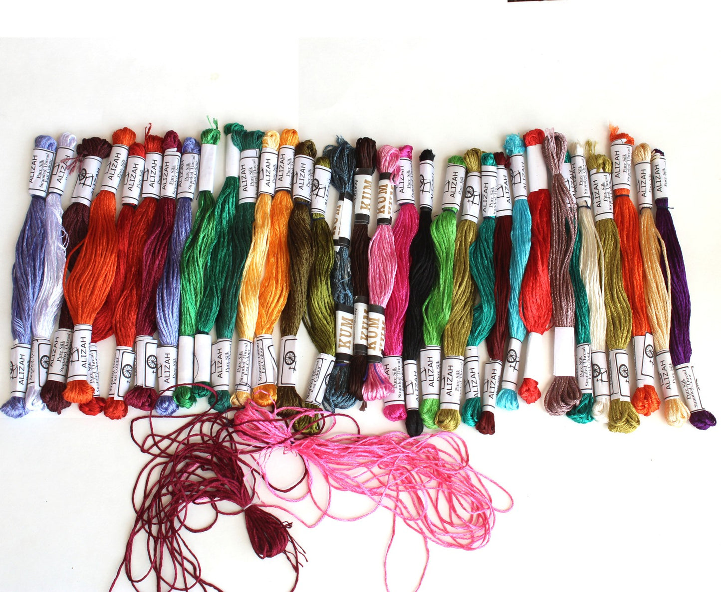 35 SKEINS SILK THREADS:  ALIZAH, KUM AND MISC    BM0