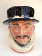 ROYAL DOULTON CHARACTER LARGE JUG: BEEFEATER D6206 VAR. 3  NO BOX     KM0
