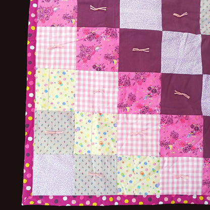 UNIQUE BEAUTIFUL HANDMADE QUILT:  BABY, LAP PINKS   LF3