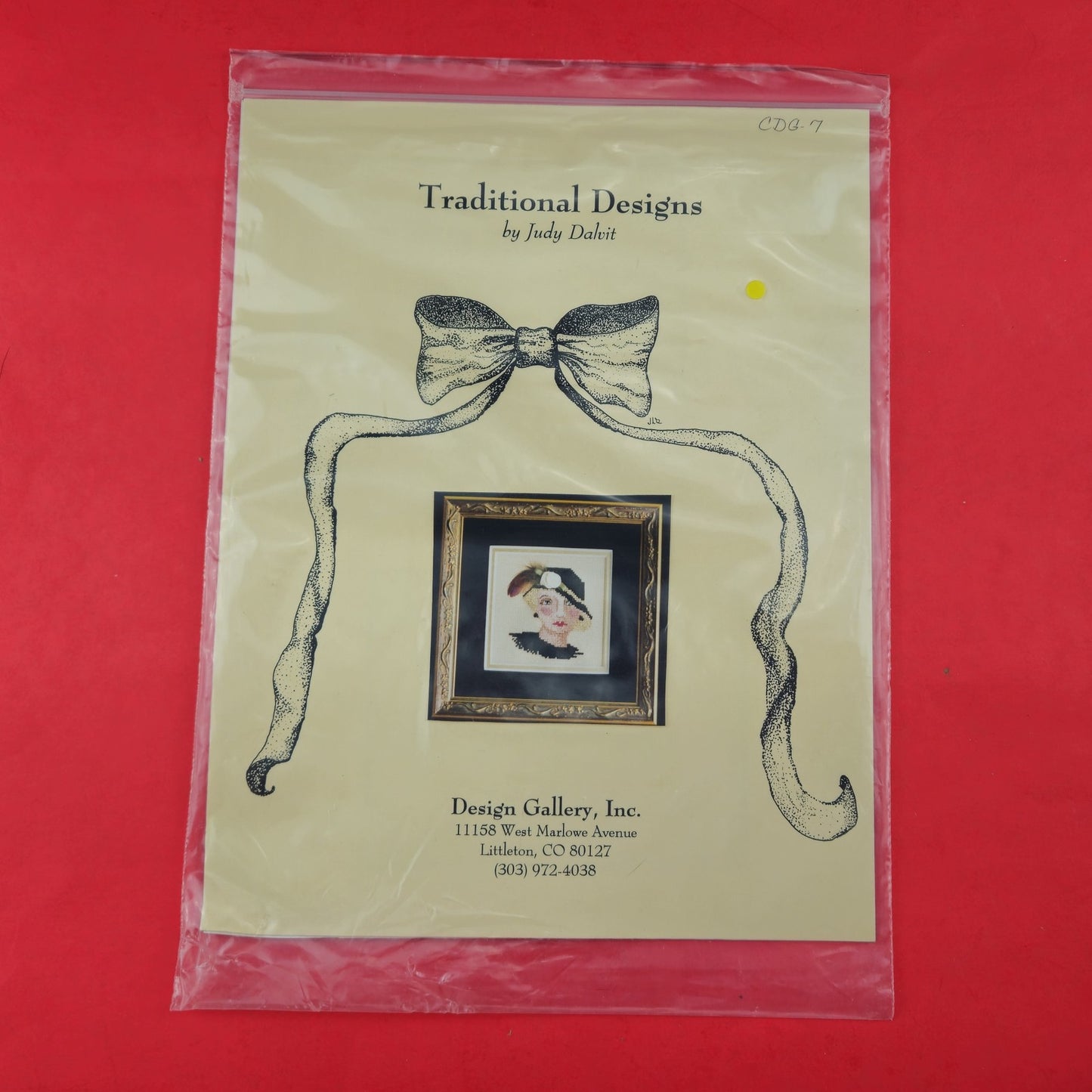 NEEDLEPOINT STITCH GUIDE, CANVAS, EMB:  TRADITIONAL DESIGNS BY JUDY DALVIT   BM1