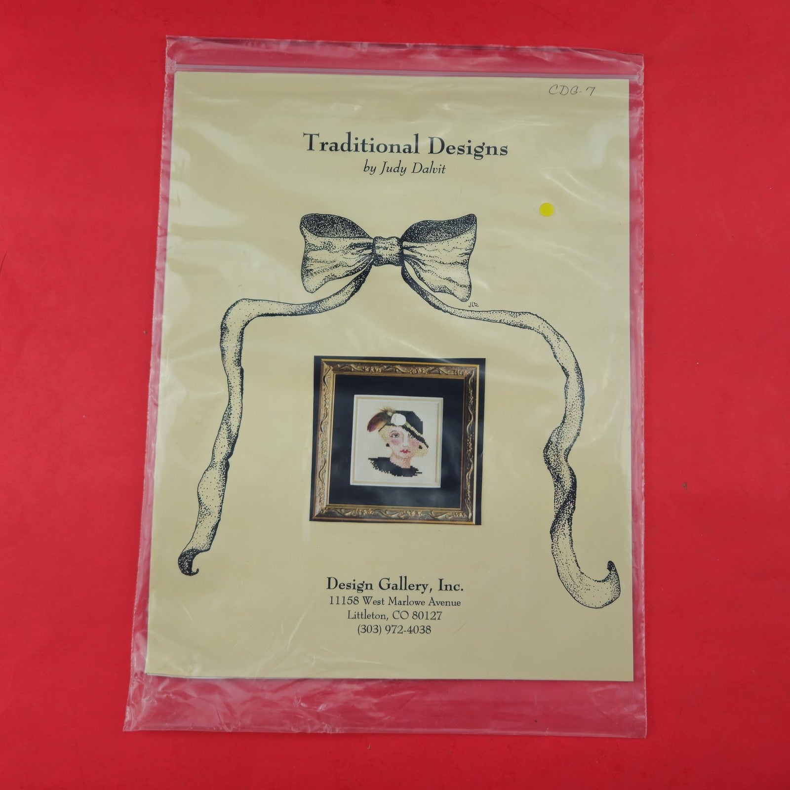 NEEDLEPOINT STITCH GUIDE, CANVAS, EMB:  TRADITIONAL DESIGNS BY JUDY DALVIT   BM1