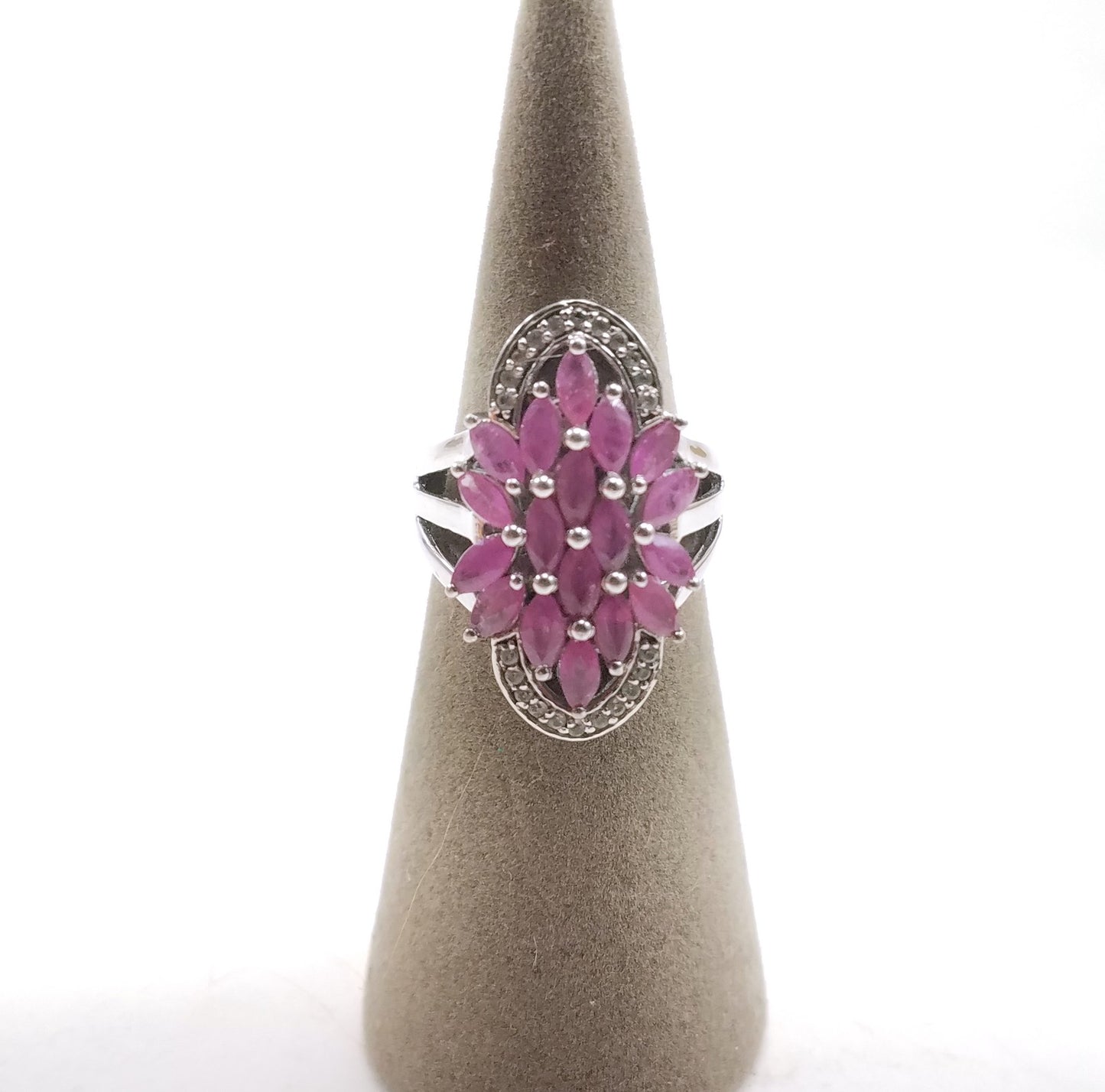QUINTESSENCE JEWELERY CLUSTER RING PINK W/ MARCASITE SZ 6, SS 925   RDO1