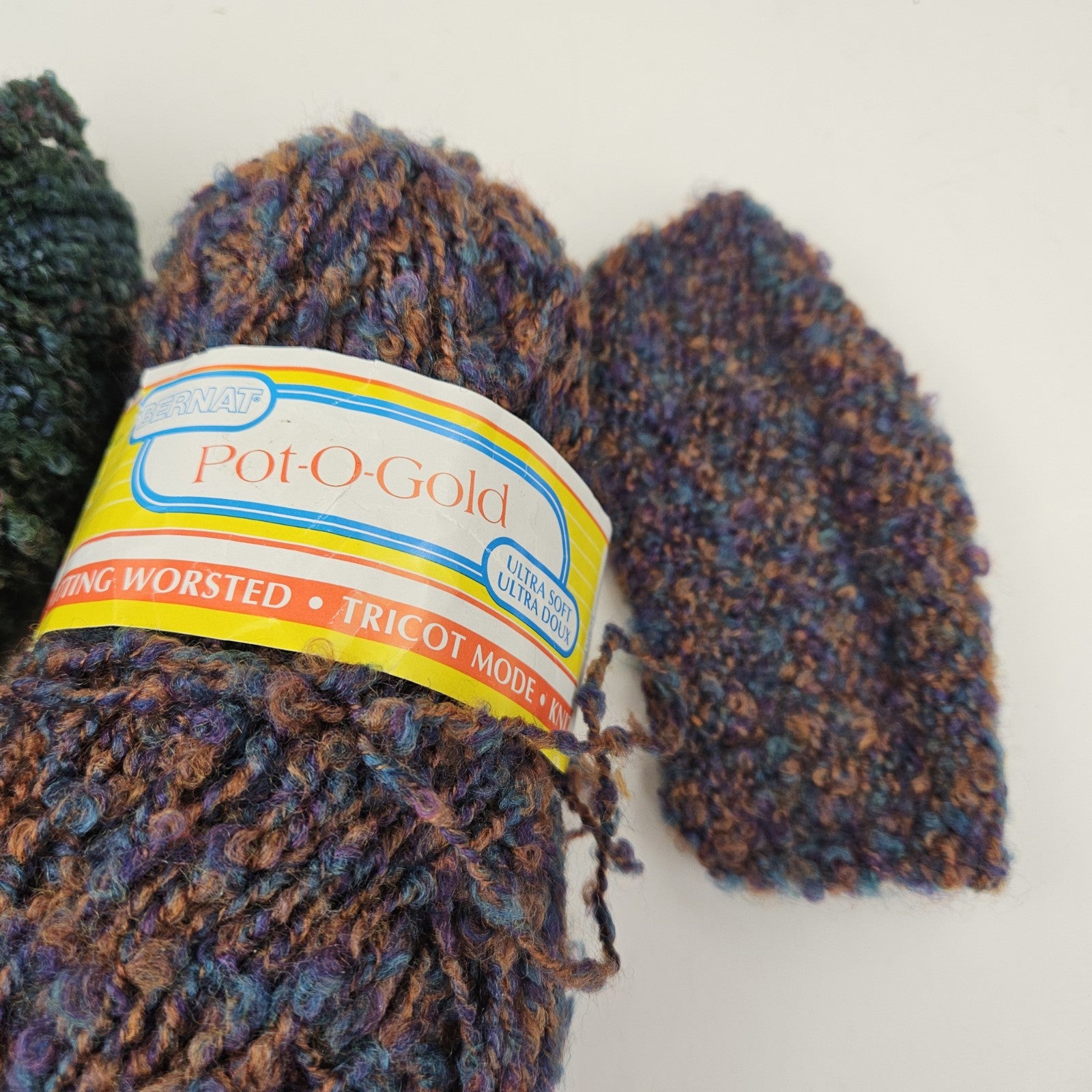5 SKEINS BOUCLE YARN LOT:    ONLINE LINIE 124, BERNAT POT O' GOLD2