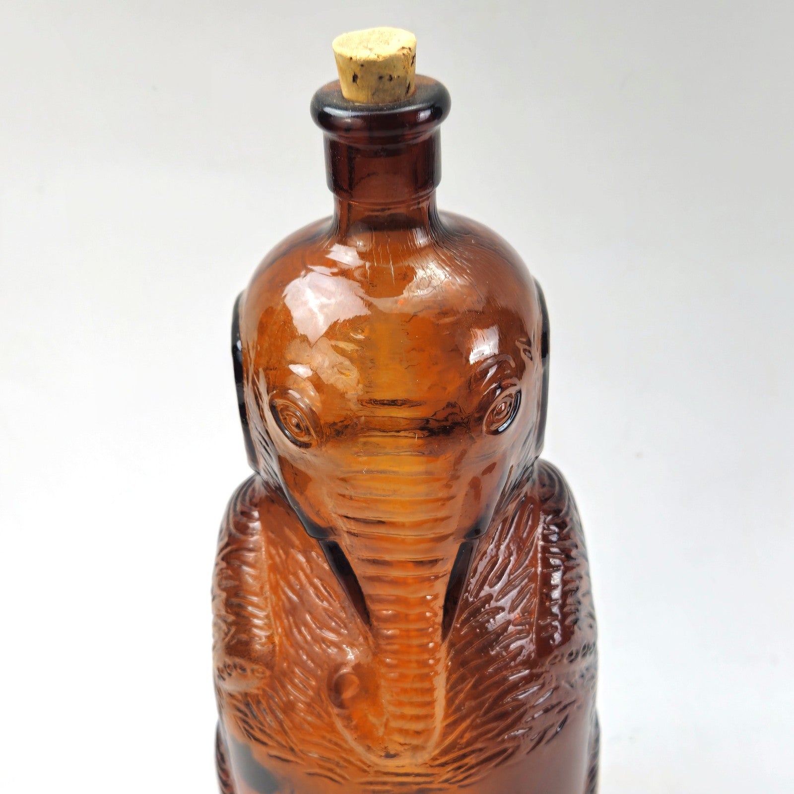 1930s AMBER ELEPHANT BROCKWAY BOTTLE LOT:  CLOROX?2