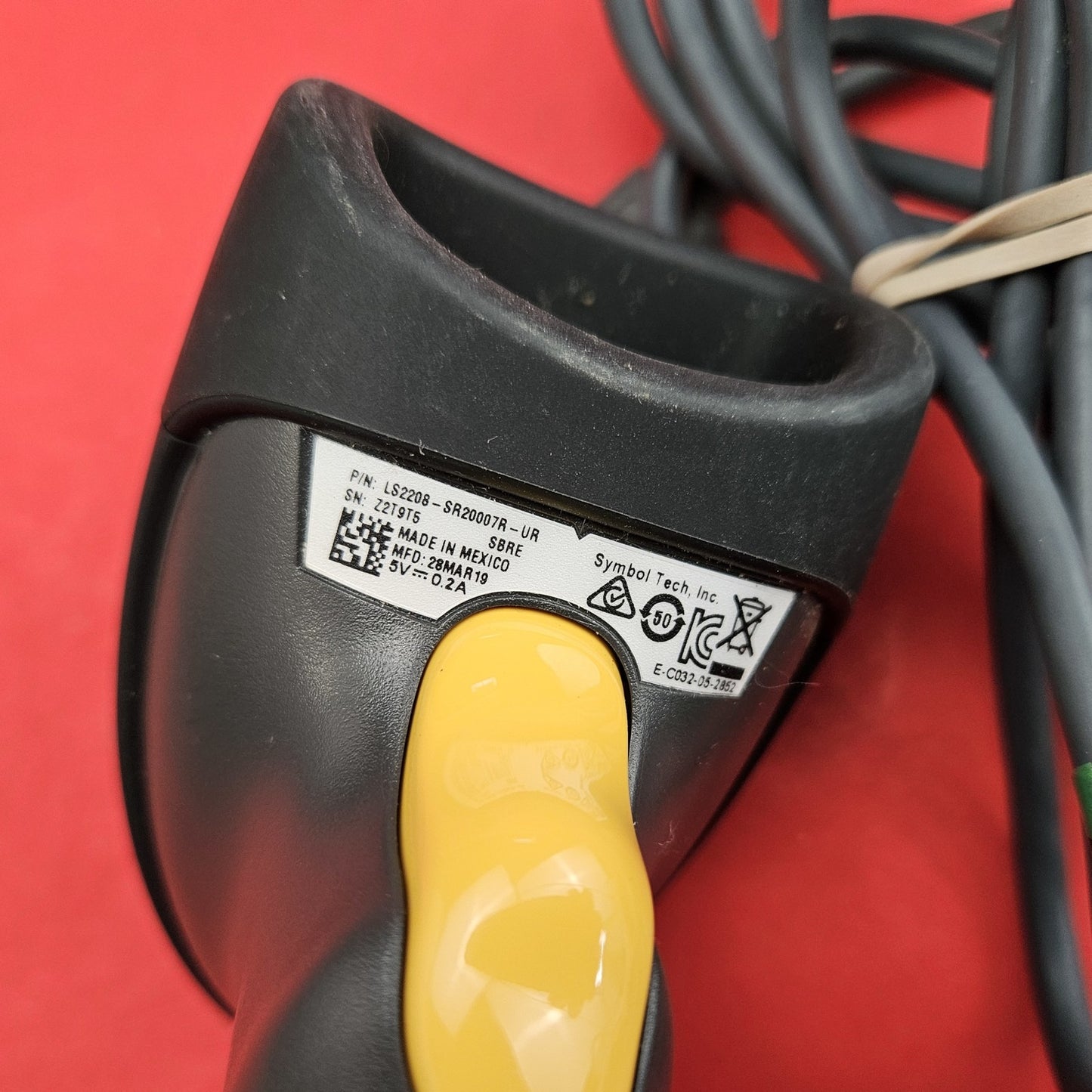 3 MOTOROLA ZEBRA SYMBOL BAR CODE SCANNERS MODEL LS2208   LF1