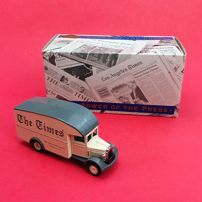 MATCHBOX POWER OF THE PRESS COLLECTIBLE: 1931 MORRIS VAN LONDON TIMES YPP-02 FM0