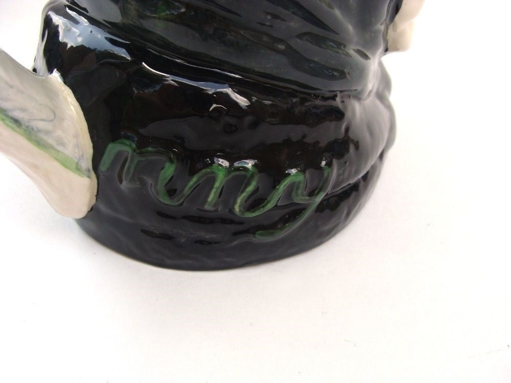 ROYAL DOULTON CHARACTER LARGE JUG: GRANNY D5521 STYLE 2 NO BOX   KM5