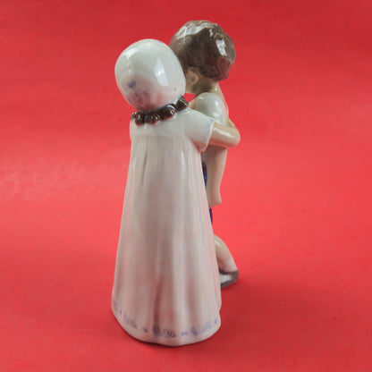 BING AND GRONDAHL ROYAL COPENHAGEN FIGURINE:  LOVE REFUSED #16143