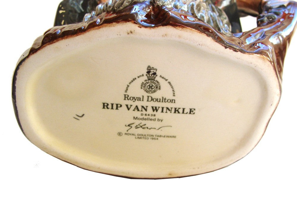 ROYAL DOULTON CHARACTER LARGE JUG: RIP VAN WINKLE D6438 VAR. 1  NO BOX   KM5