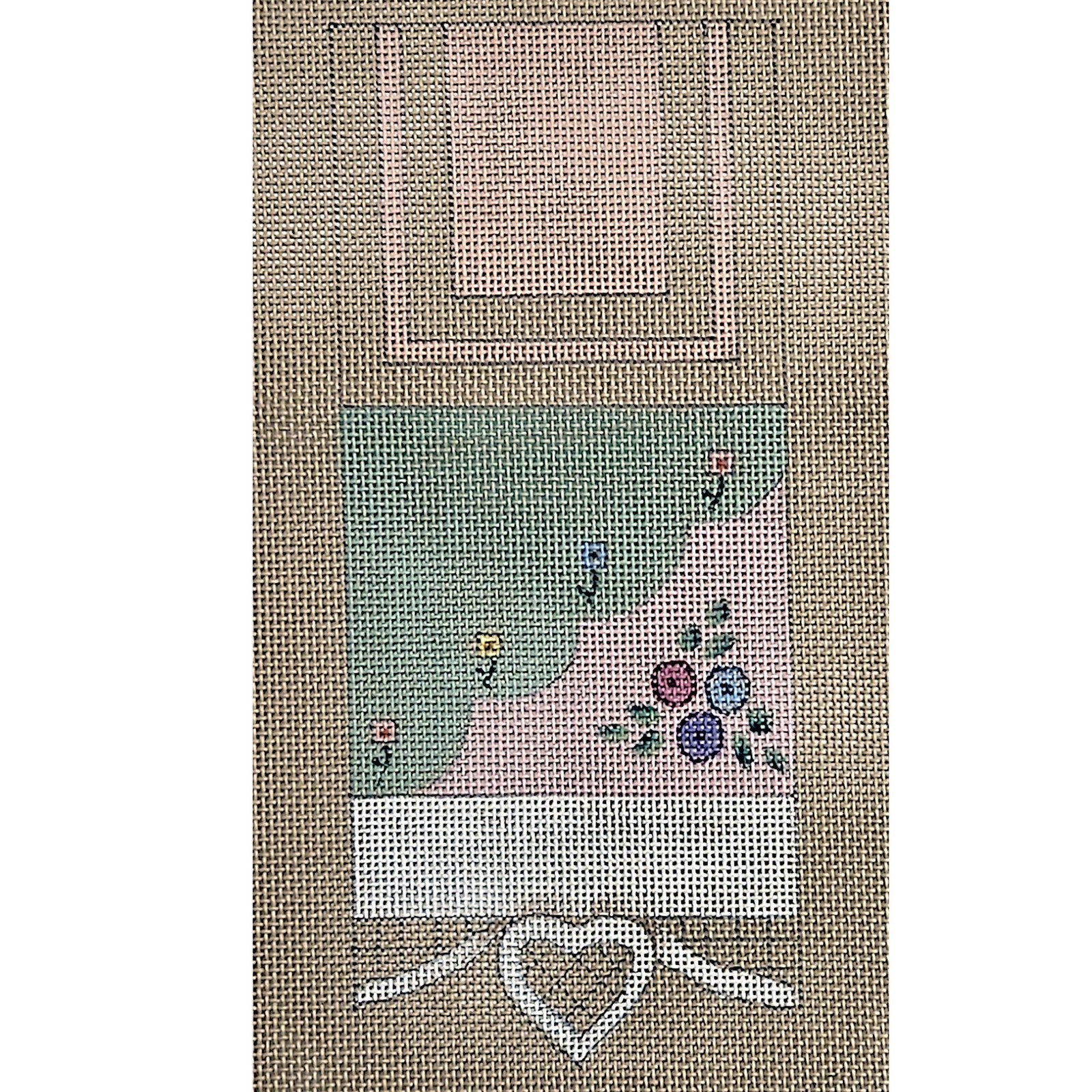 SANDY JENKINS HP NEEDLEPOINT CANVAS:  FLORAL NEEDLE CASE      BM0