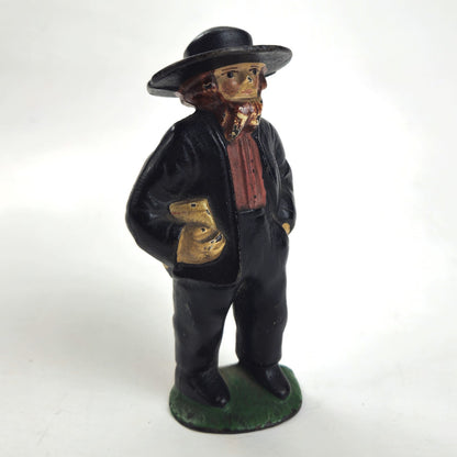 VINTAGE CAST IRON AMISH MAN FIGURINE1