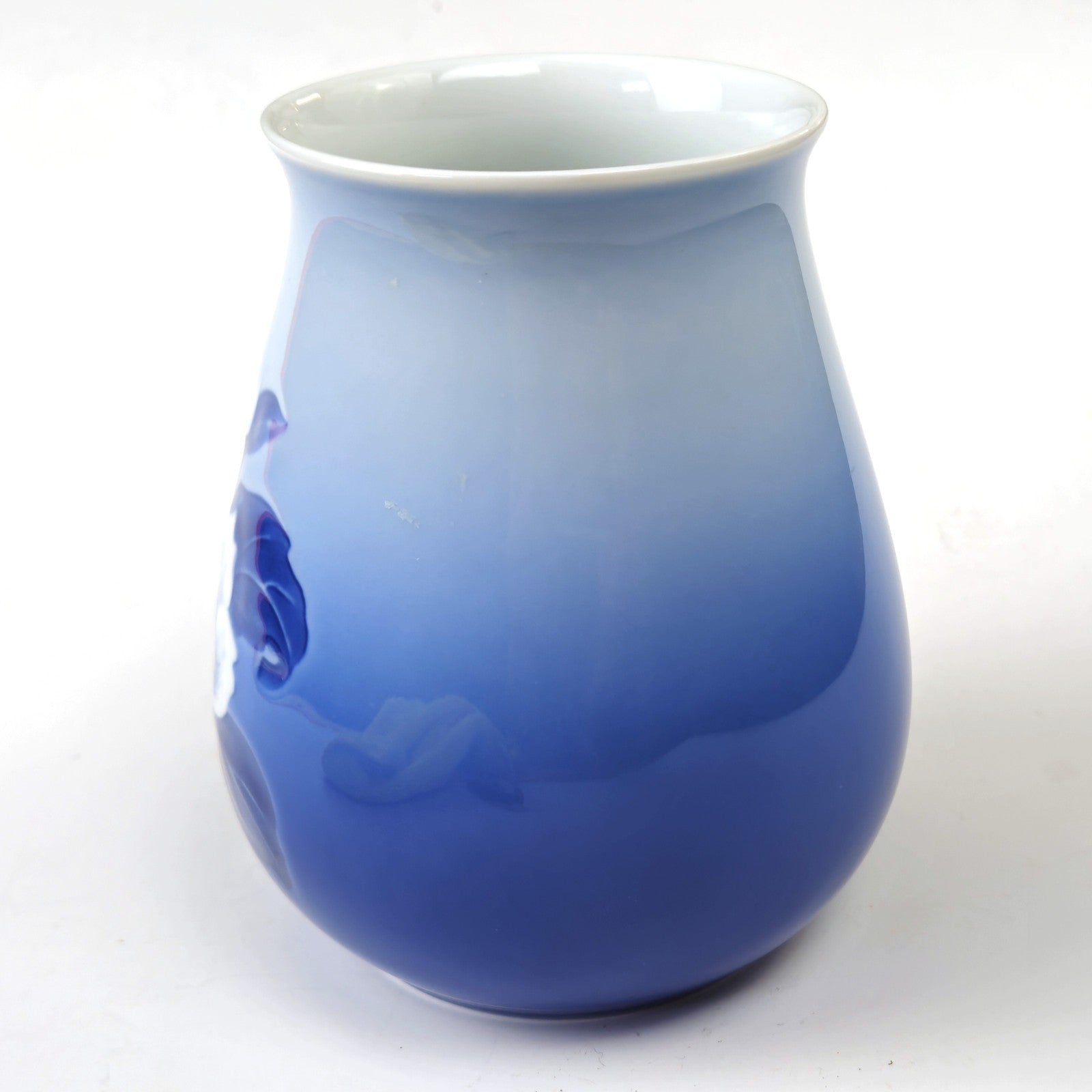 1936 BING & GRONDAHL B & G  DENMARK VASE:  CHRISTMAS ROSE BLUE OMBRE 2023