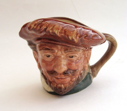 ROYAL DOULTON CHARACTER SMALL JUG: SIR FRANCIS DRAKE W/ HAT D6174  NO BOX     KM0