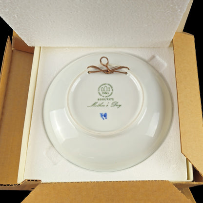 1971 BING & GRONDAHL B & G MORS DAG MOTHER'S DAY PLATE: HORSE WITH FOAL1