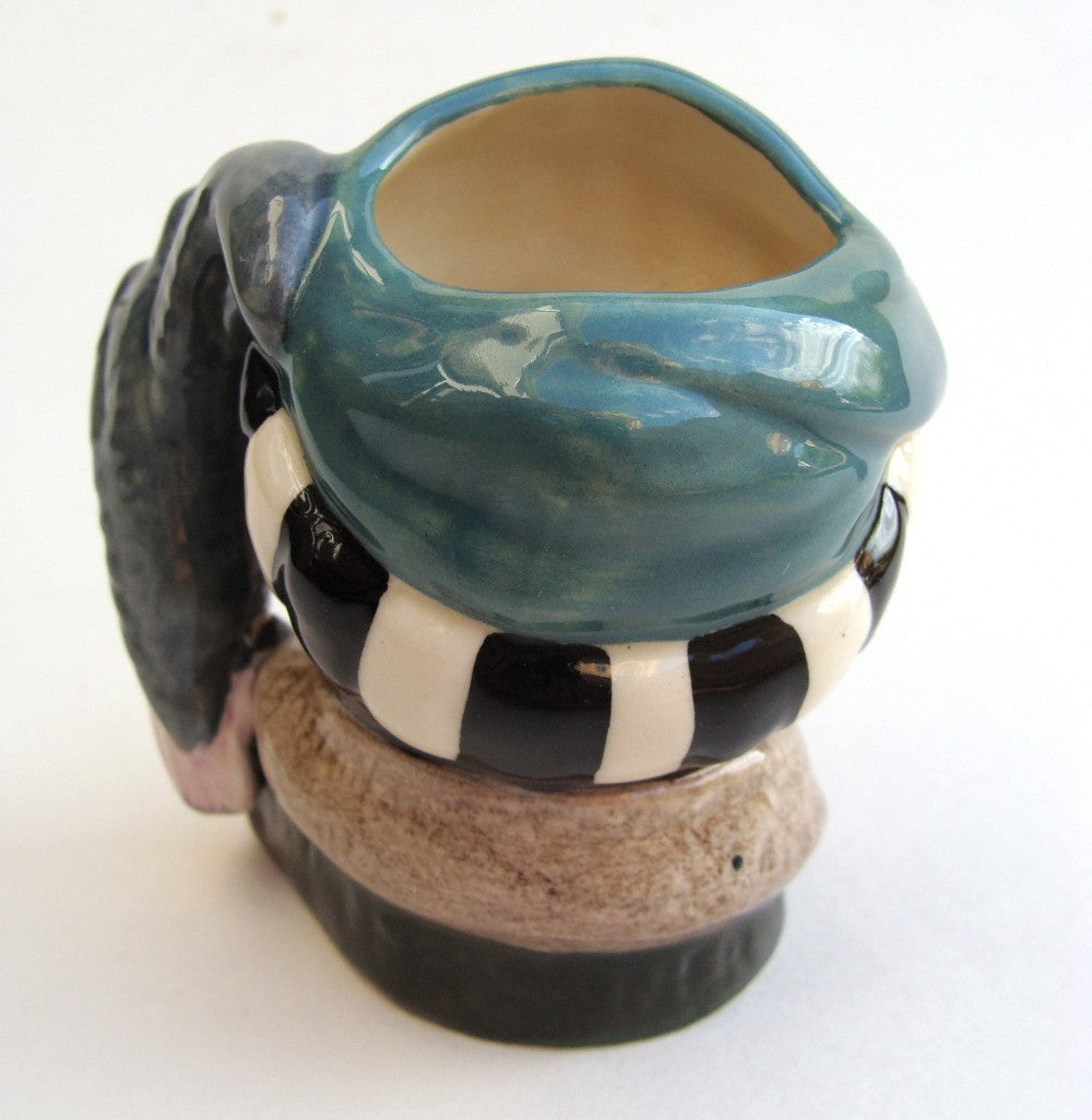 ROYAL DOULTON CHARACTER MINI JUG: THE FALCONER  D6547 VAR. 1   NO BOX    KM2