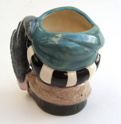 ROYAL DOULTON CHARACTER MINI JUG: THE FALCONER  D6547 VAR. 1   NO BOX    KM2