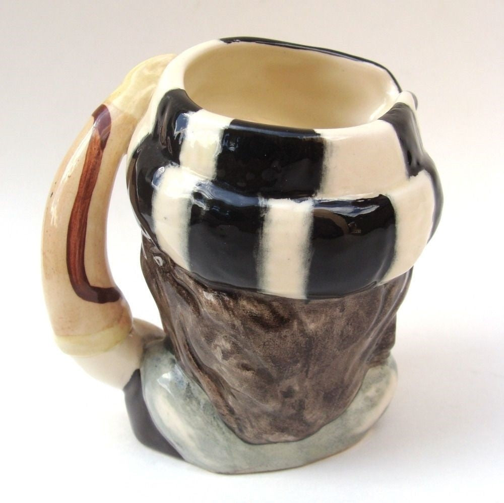 ROYAL DOULTON CHARACTER SMALL JUG: THE TRAPPER D6612  NO BOX     KM2