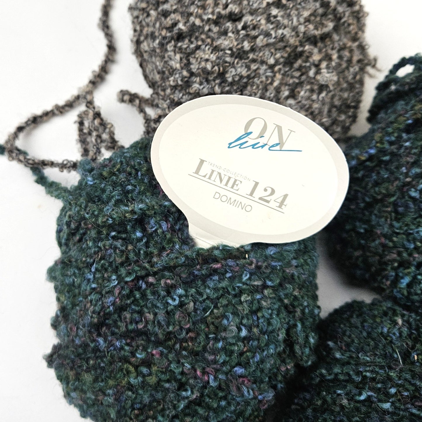 5 SKEINS BOUCLE YARN LOT:    ONLINE LINIE 124, BERNAT POT O' GOLD3