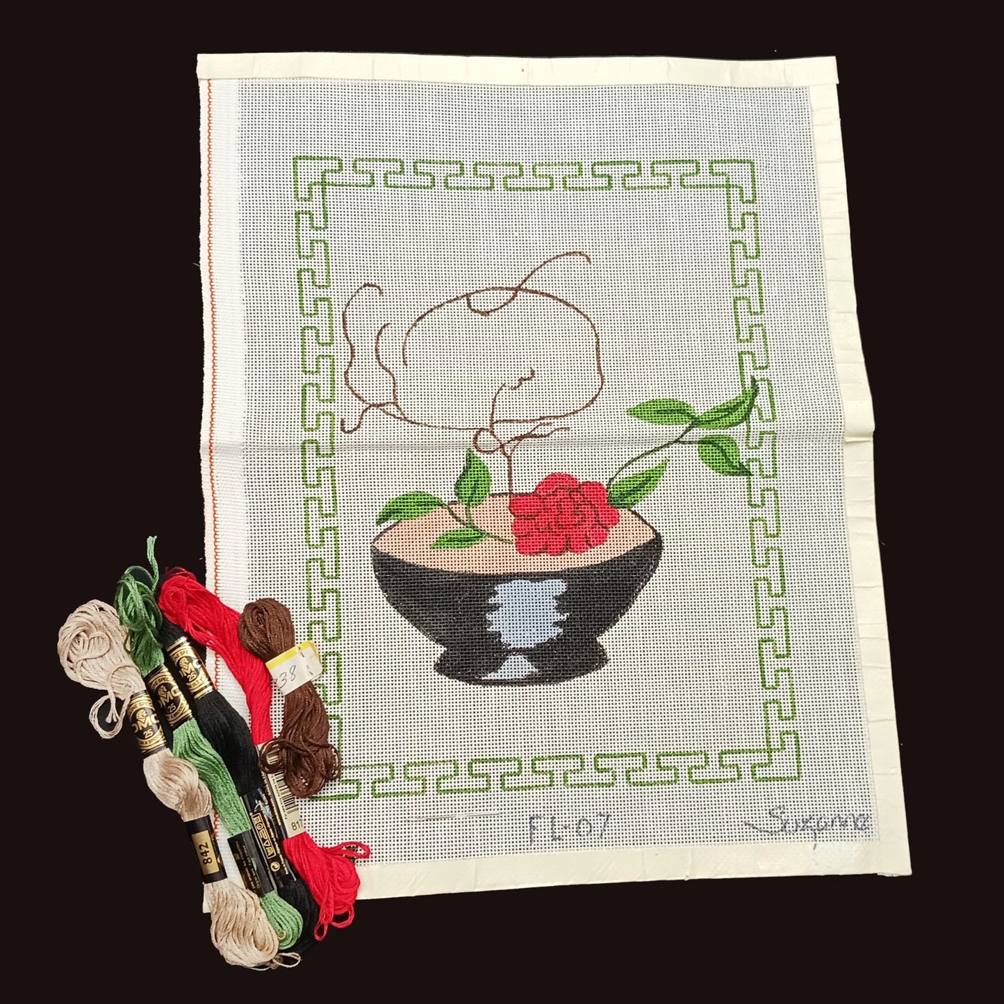 SUZANNE HP NEEDLEPOINT CANVAS W/ THREADS: ASIAN ORIENTAL THEME FLOWER DECOR   BM1