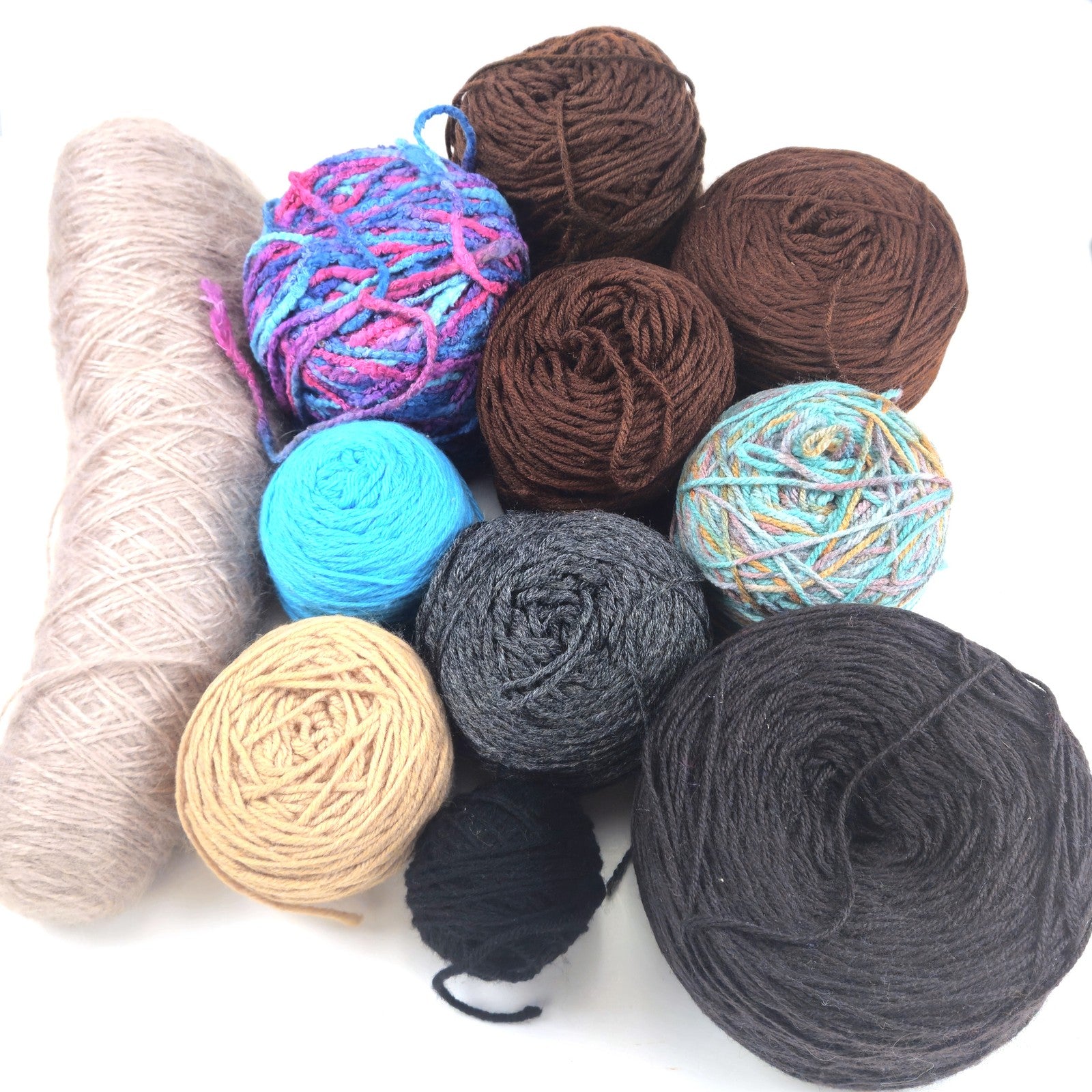 11 SK VINTAGE KNITTING CROCHET RESCUE 3 lb 6 oz YARN LOT: VARIETY LOT   LF0