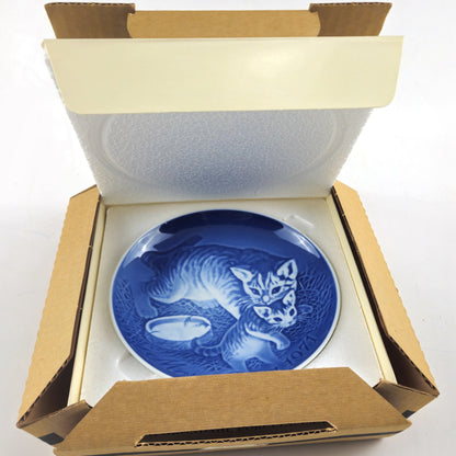 1971 BING & GRONDAHL B & G MORS DAG MOTHER'S DAY PLATE: CAT WITH KITTENS0