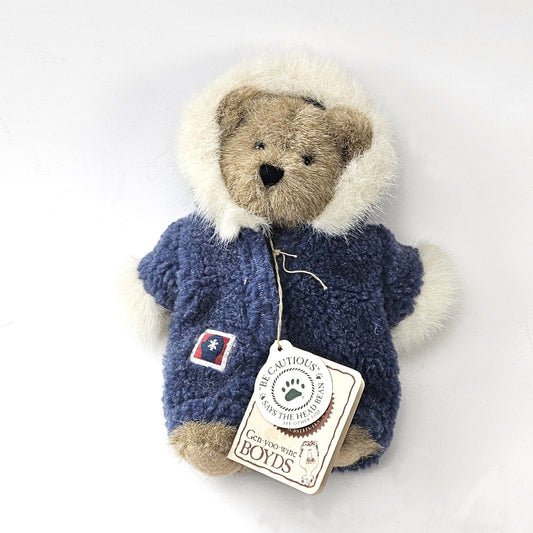 ADORABLE 2002 PLUSH BOYDS BEAR:  INGA B. BURRBRUIN  BEST DRESSED 904025  LF0