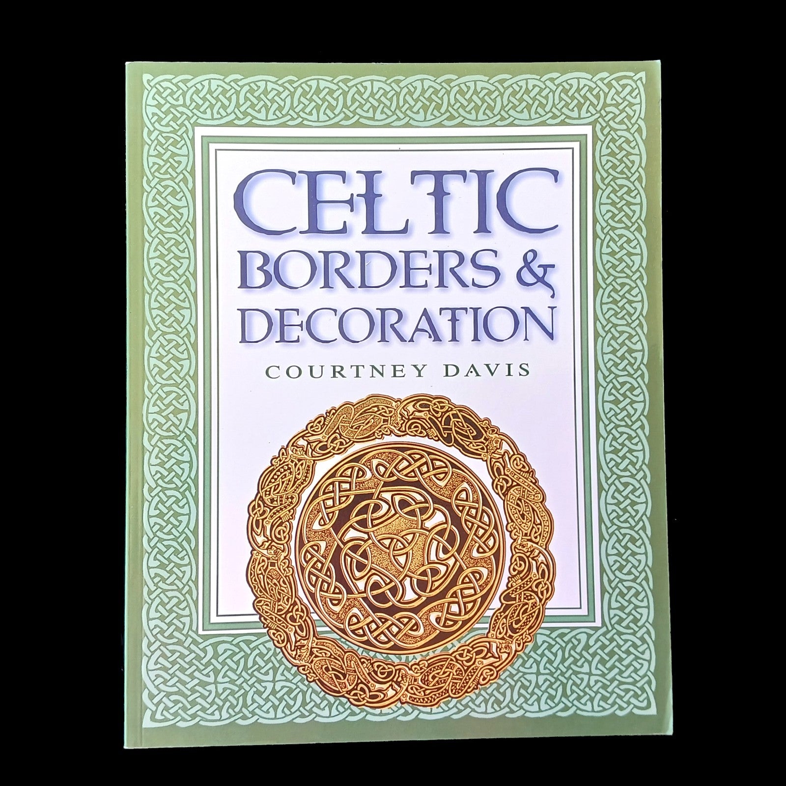 3 CELTIC PATTERN BOOKS LOT    BM2