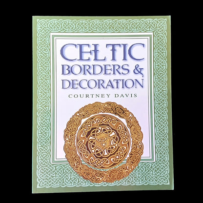 3 CELTIC PATTERN BOOKS LOT    BM2