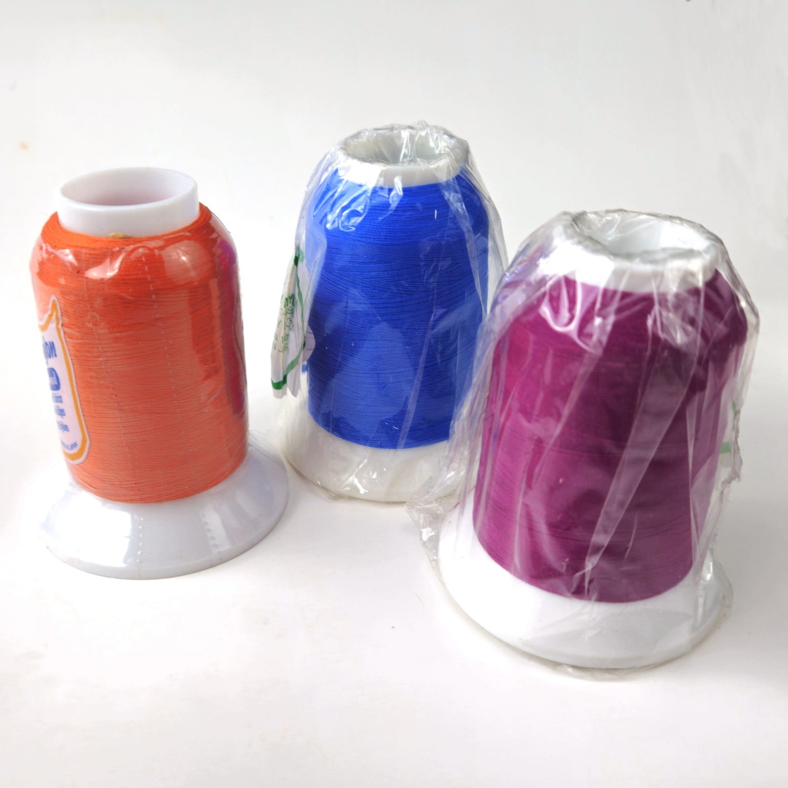 8 SPOOLS SEWING THREAD:  SERGER ULTRA LOCK, WOOLLY NYLON   LF3